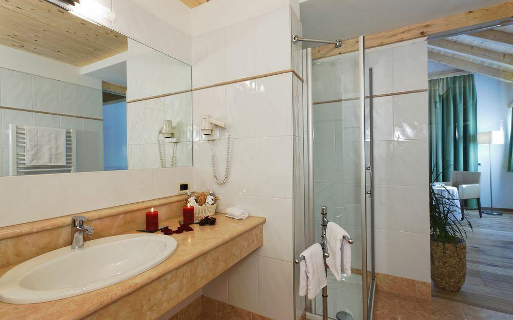 Hotel Monte Paraccia San Vigilio Di Marebbe Luaran gambar
