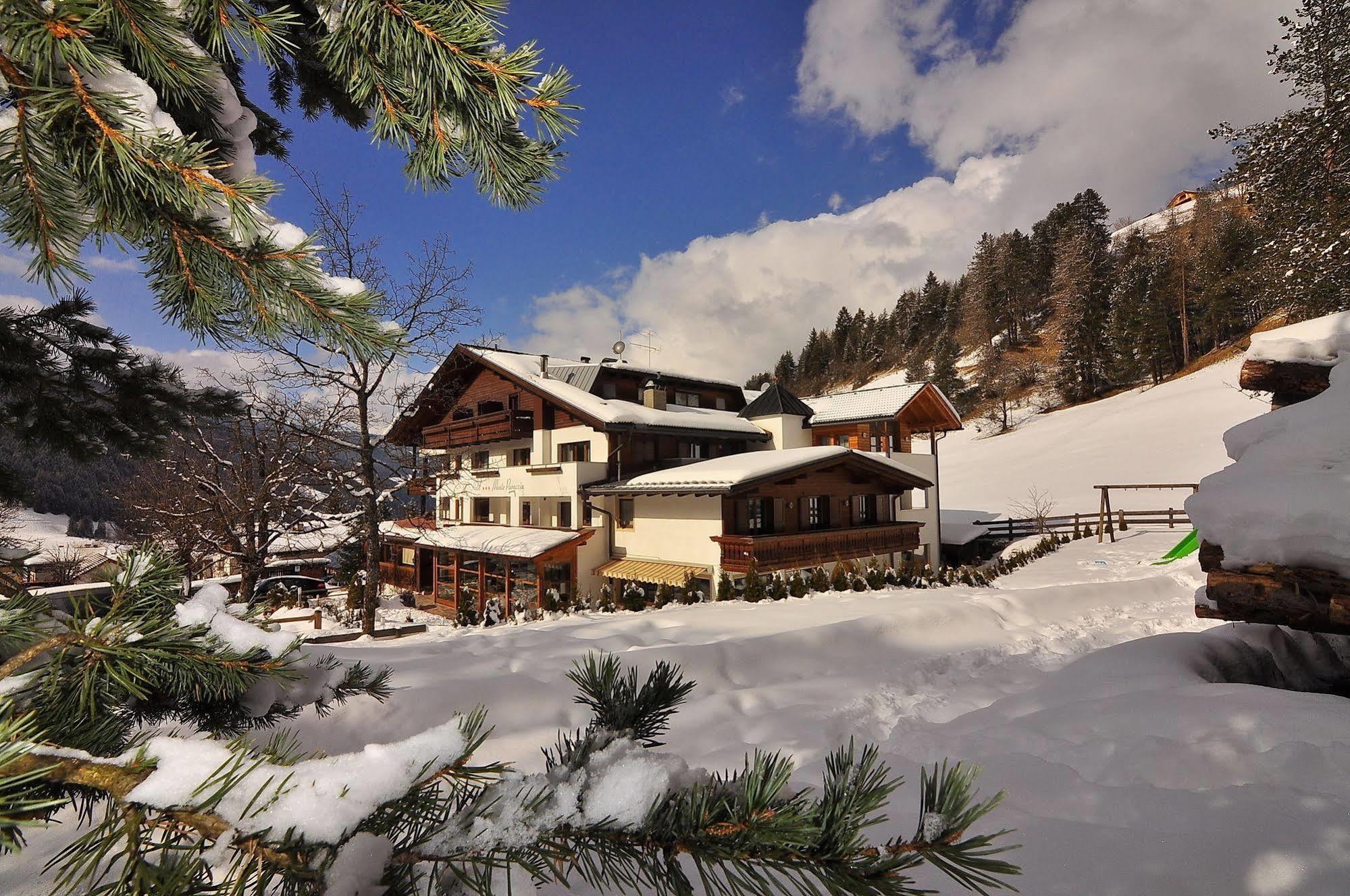 Hotel Monte Paraccia San Vigilio Di Marebbe Luaran gambar